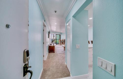 Pacific Beach House | Beach Front Bliss - Entire Condo - Crystal Pier