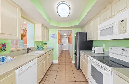 Gulf Lagoon Beach Condo | BEACH Front Condo! Stay right on the Sand! PW107