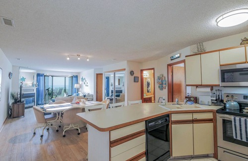 Brigantine Apartment | Beach front condo with ocean views to love and hear: 2 bed, 2 bath