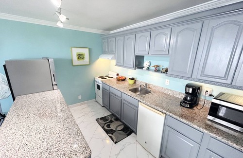 Freeport Condo | Beach Front Condo with Ocean View