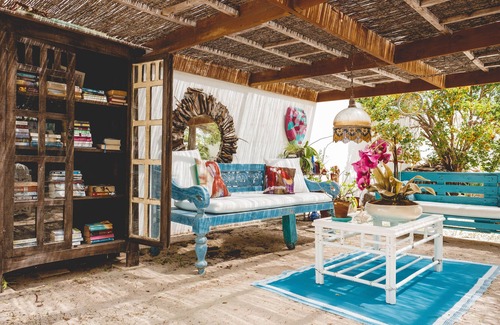 Pos Chiquito Cottage | Beach Front Cottage