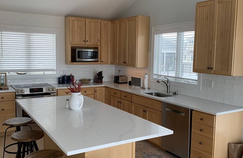 Newburyport House | Beach Front Getaway