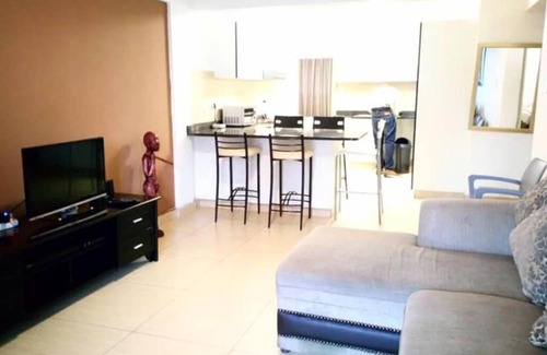 South Beach Apartment | Beach Front Holiday Apartment-Tenbury