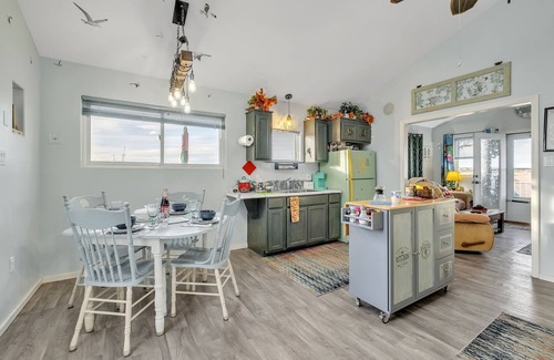 Truth or Consequences Cottage | Beach Front Home, King Bed, Million Dollar Deckview, and Steps to the Beach