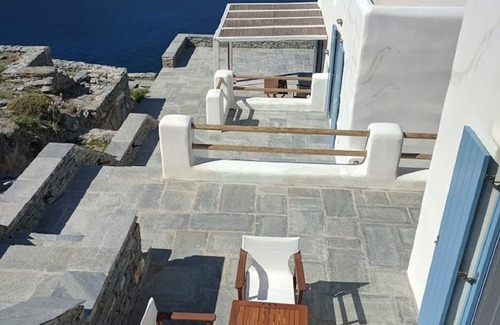 Kithnos House | Beach Front House At Potamia, Kythnos Island