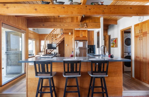 Oceano House | Beach Front House On The Strand. Sleeps 8