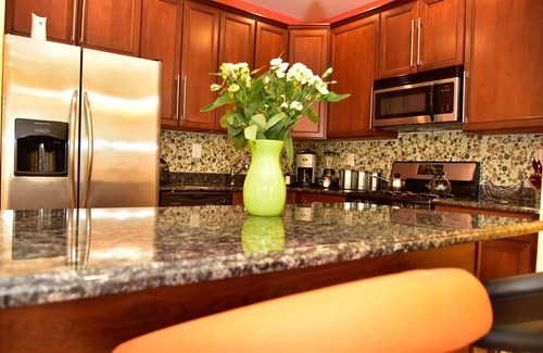 Queens House | Beach Front,Ideal for family and couples,beautiful place for sunset lovers!