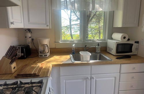 Brooksville Ski Chalet | Beach Front in Magical Cape RosiernNewly renovated.