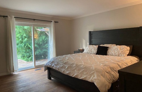 Plympton-Wyoming House | Beach Front Oasis