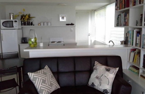 Encounter Bay Apartment | Beach Front - Pet Friendly