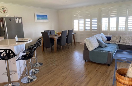 Guilderton House | Beach Front - Pet Friendly - Holiday Home - Guilderton-Moore River