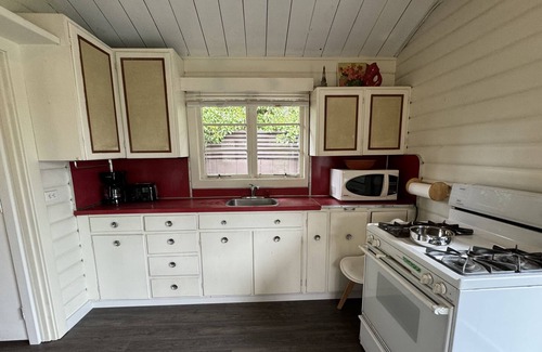 Black Creek Cabin | Beach front property on Saratoga Beach, cabin with ocean view.