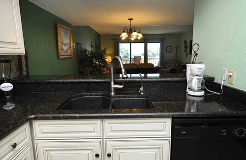 St. George Island Villa | Beach Front sleeps 6 SPRING SUMMER WEEKLY ONLY!SATURDAY to SATURDAY ONLY PLEASE