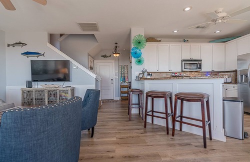 Galveston House | BEACH FRONT! The Happy Mullet: Surf, Sun, the Perfect House and Ms. Pac Man