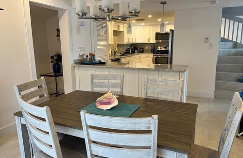 West Bay Condo | Beach front unit 2 bedroom/2 bath - steps to the beach or pool! Sleeps 5.