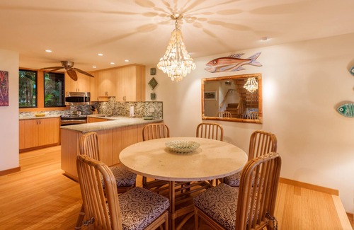 Spreckelsville House | Beach front. Walk straight out to the beach or lounge on the patio and enjoy the amazing view.