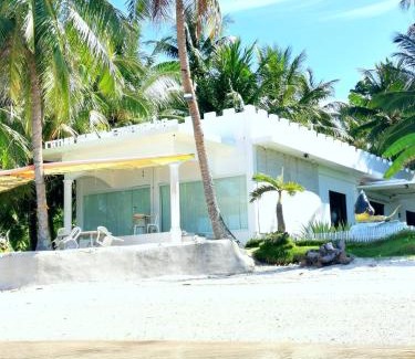 Maria Villa | BEACH FRONT WHITE HOUSE VILLA