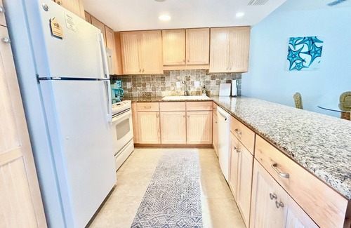 New Smyrna Beach House | Beach Front with Incredible Views- 2/2 - NSB-on No Drive Beach