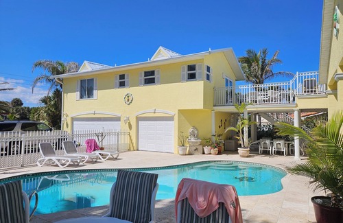 Floridana Beach Apartment | Beach front with pool ! Great reviews . Very Quiet area !