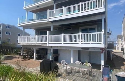 Dennisville House | Beach Front with Stunning Ocean Views!