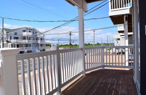 Dennisville House | Beach Front with Stunning Ocean Views!