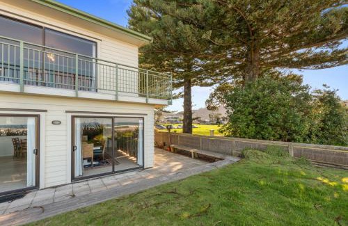 Waihi Beach House | Beach Galore - Waihi Beach Holiday Home