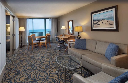 Brush - Stewarts House | Beach Getaway! 4 Accommodations! Pools, Spa, Beach Access, Parking Available!