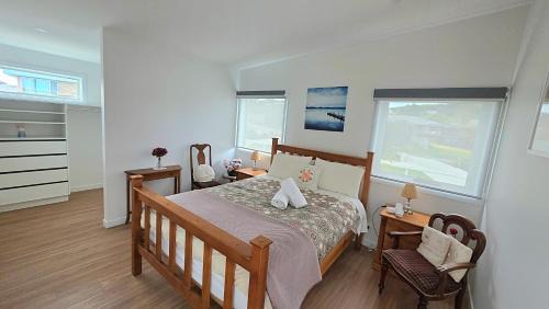 South Arm House | Beach Getaway - Blessington Villa