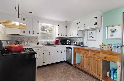 Scituate House | Beach Getaway on Scituate Harbor