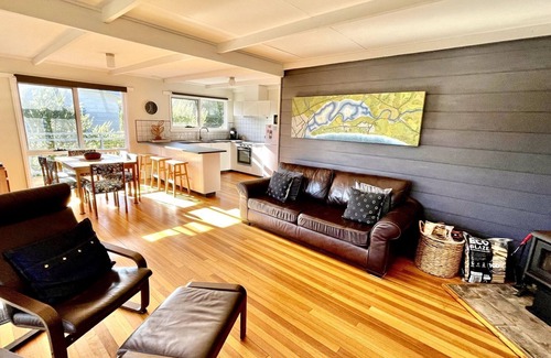 Venus Bay House | Beach Getaway under the Milky Way