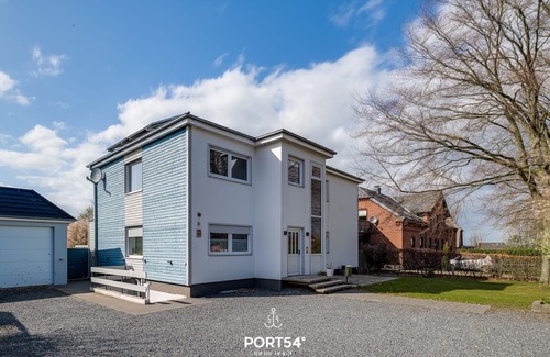 Steinbergkirche Apartment | Beach grass - terrace, garden furniture, barbecue, shower, guest WC, washing machine, TV