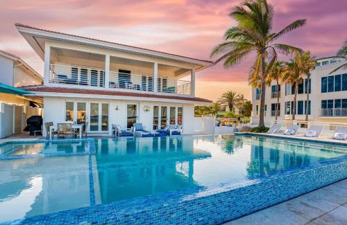 Birch Park Finger Streets House | Beach Haven by AvantStay Pool Ocean Views Steps from the Beach