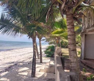 Mtwapa Apartment | Beach Haven! Cozy Cottage
