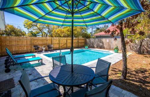 Gulfview Heights House | Beach Hideaway
