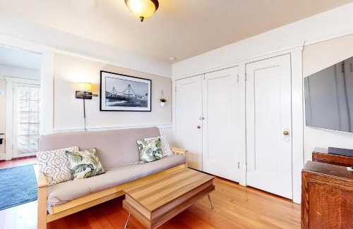 Beach Hill - Beach Flats House | Beach Hill Bungalow