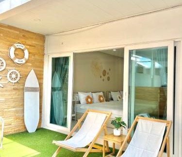 Bang Sare Villa | Beach home pool villa bangsaray