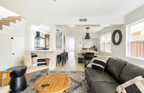San Diego House | Beach Home W AC - 5 BR - Free Parking - EV Charge