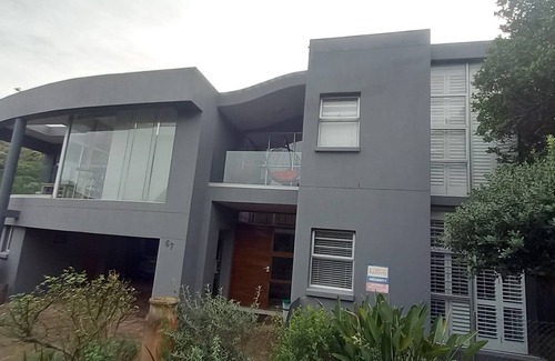 Knysna House | Beach house 120m from Coney Beach, Knysna Heads South Africa