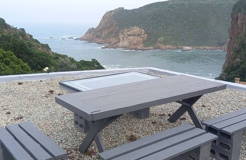 Knysna House | Beach house 120m from Coney Beach, Knysna Heads South Africa