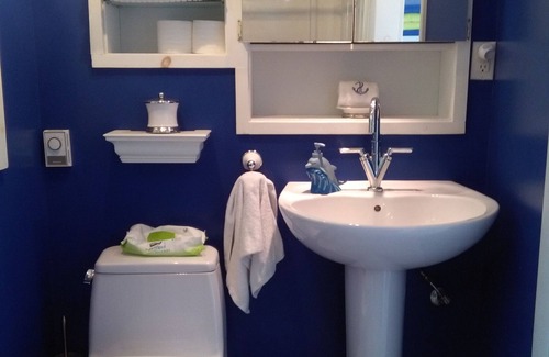 Peru House | Beach House, 20 min drive to Plattsburgh, 50 min to L.Placid