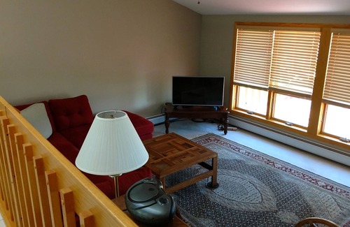 Alburg House | Beach House - 657 Firehouse Road, Alburgh, VT