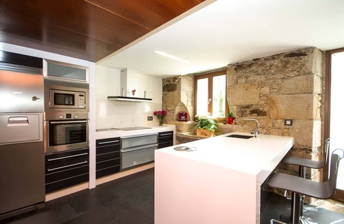 Faro House | Beach House Area with garden and porch