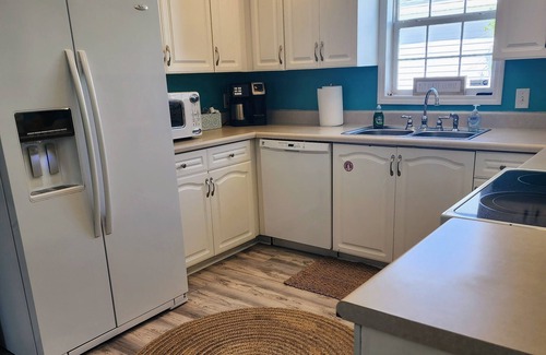 Harlem Heights House | Beach House - Between Fort Myers Beach, Sanibel Island, Captiva and Cape Coral