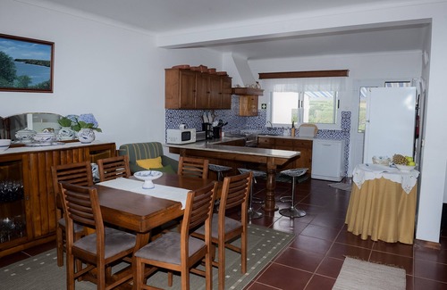 Ribeira Grande House | BEACH HOUSE - Casa das Hortênsias - STUNING VIEW - 6 sleeps