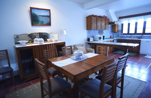 Ribeira Grande House | BEACH HOUSE - Casa das Hortênsias - STUNING VIEW - 6 sleeps