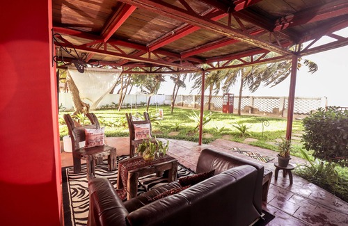 Mbezi Beach House | Beach House - Complimentary Breakfast & fast Wifi