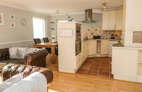 Deganwy Cottage | Beach House