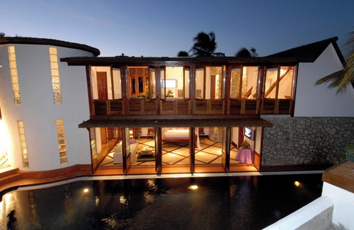 Lance aux Epines Villa | Beach House