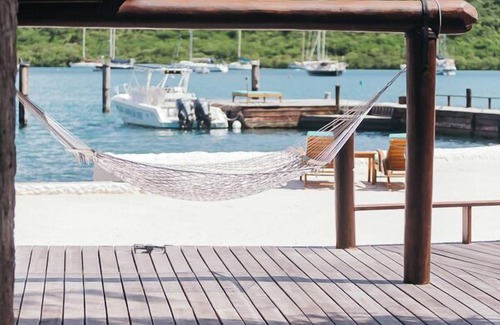 Lance aux Epines Villa | Beach House