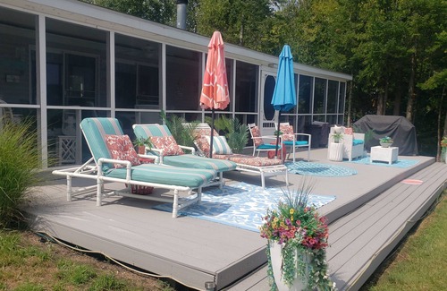 Lake Leelanau House | Beach House Getaway on South Lake Leelanau